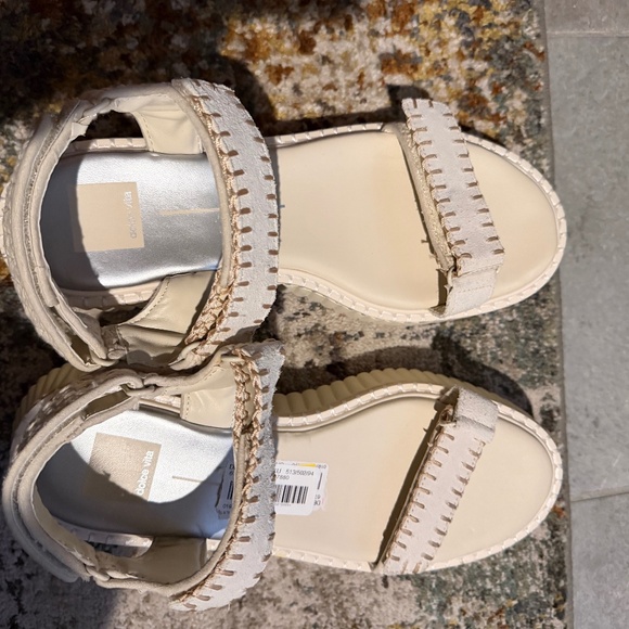 Dolce Vita Debra Sandal in Ivory Size 9.5 - Picture 1 of 5